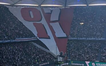 Die 0711-Choreo der VfB-Fans in Hamburg.