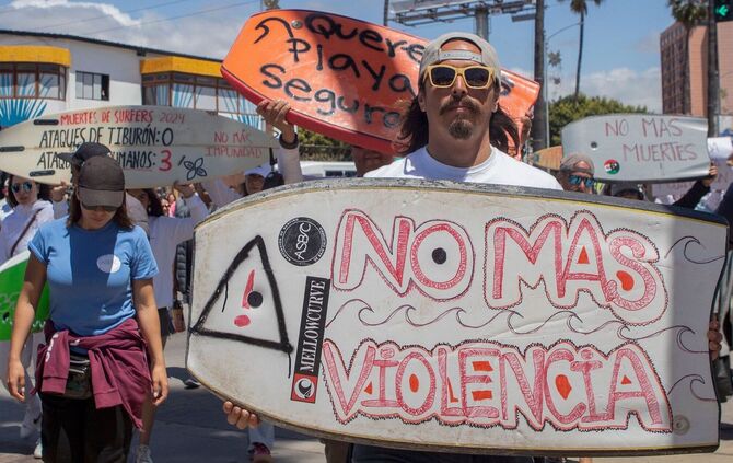 Drei Surfer in Mexiko getötet - Proteste