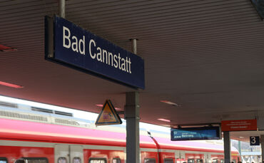 Nach dem Heimspiel des VfB Stuttgart gegen Borussia Mönchengladbach testet die S-Bahn Stuttgart einen zusätzlichen Sonderzug, um