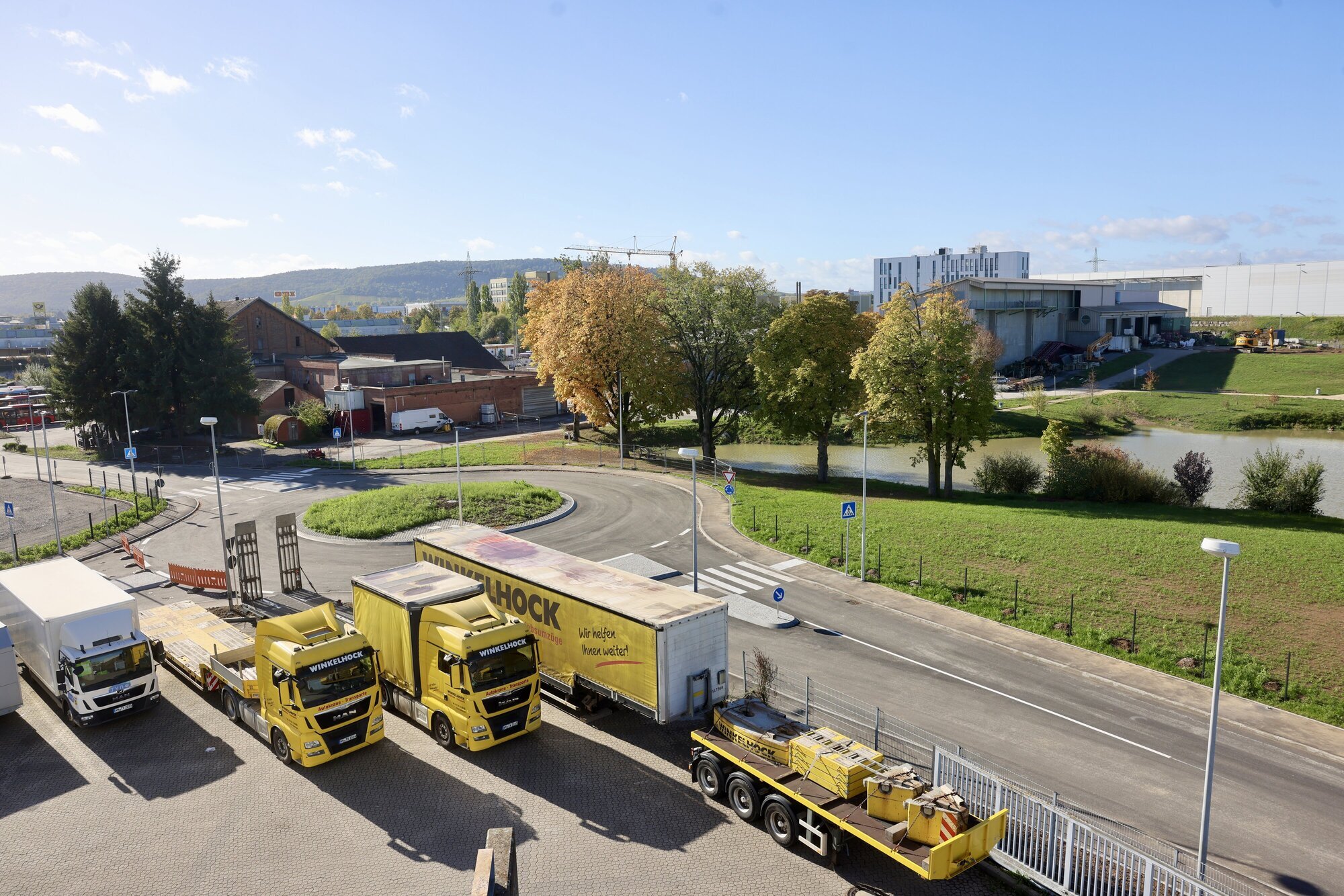 Roundabout and paths opened: Milestone for Hess site at Waiblingen train ...