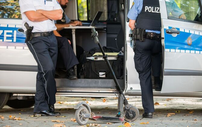 E-Scooter-Kontrolle in Frankfurt