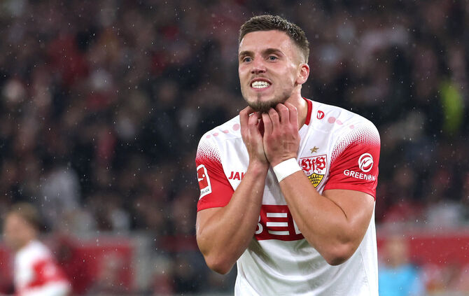 Sein Doppelpack reichte gegen Borussia Mönchengladbach nicht zum Sieg: VfB-Stürmer Ermedin Demirovic.