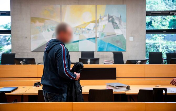 Mordprozess gegen Mann mehr als 32 Jahre nach der Tat