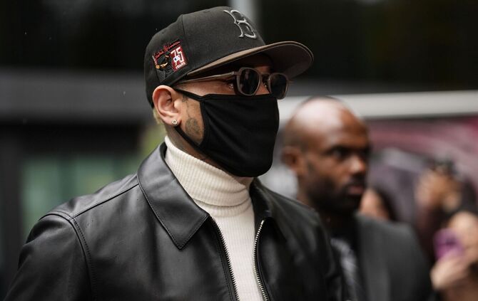 Chris Brown muss nach Nachtclub-Angriff nicht ins Gefängnis - Kultur ...