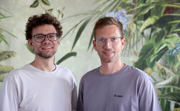 Felix Schwarz (links) und Mathias Klinke bieten 3D-Visualisierungen für Unternehmen an.