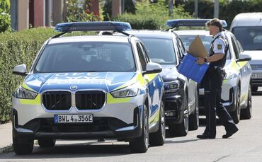 Polizei-Großeinsatz an der ehemaligen Wohnadresse des Beschuldigten im Juli 2025 (Archivfoto).