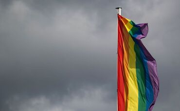 Regenbogenflagge in Stuttgart