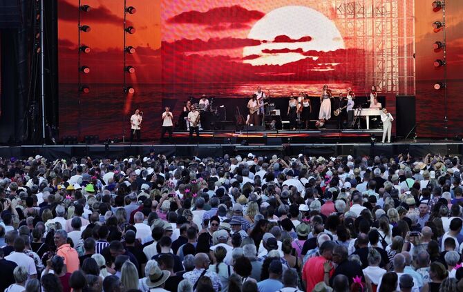 Ein Wow-Anblick: Konzert in der Aspacher WIRmachenDRUCK-Arena.