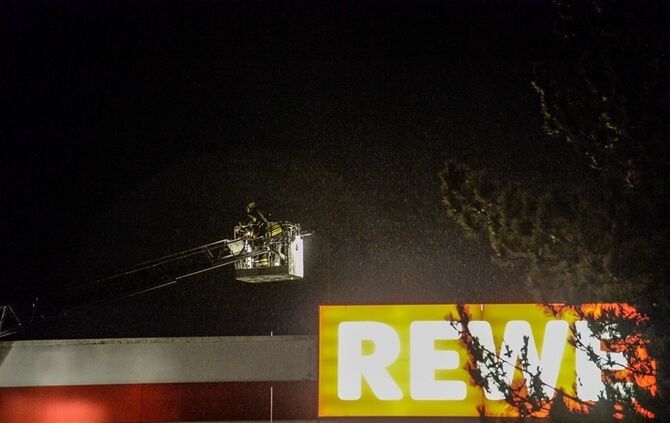 Wasser im Rewe-Markt_2