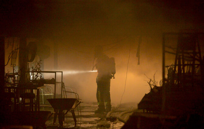 Großbrand in Gärtnerei - Bild 13_12