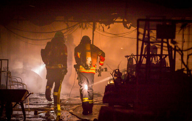Großbrand in Gärtnerei - Bild 15_14