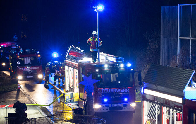 Großbrand in Gärtnerei - Bild 21_20