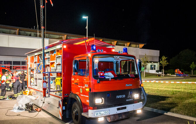 Großeinsatz der Feuerwehr - Bild 39_5