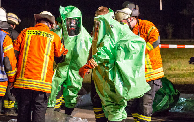 Großeinsatz der Feuerwehr - Bild 19_24
