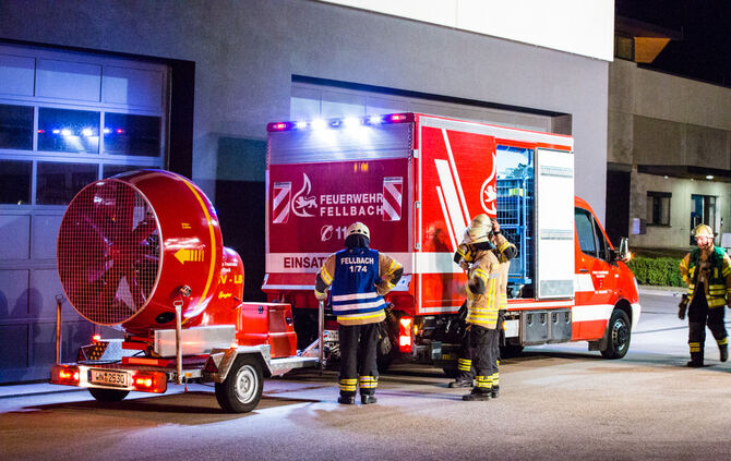 Großeinsatz der Feuerwehr - Bild 17_26
