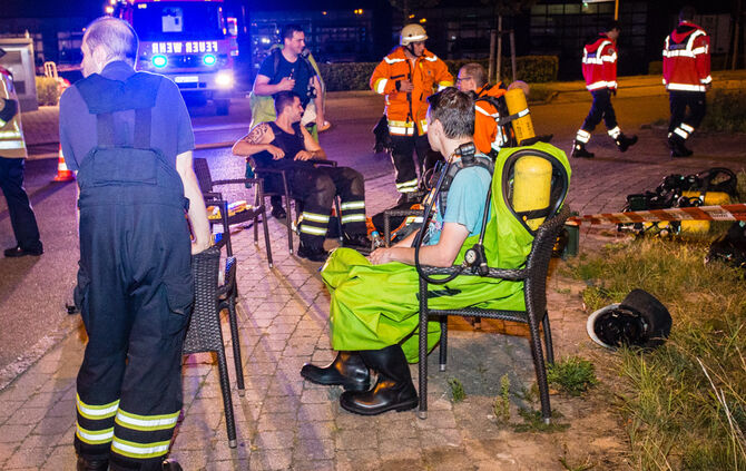 Großeinsatz der Feuerwehr - Bild 15_28