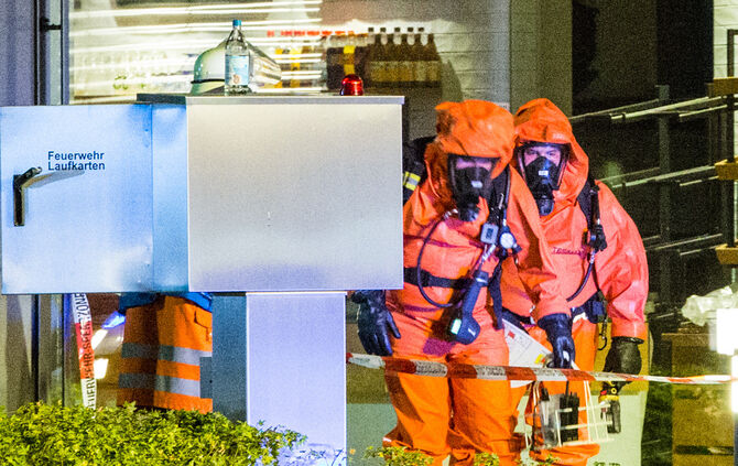 Großeinsatz der Feuerwehr - Bild 01_42