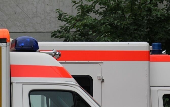 ambulance-974409_640_0