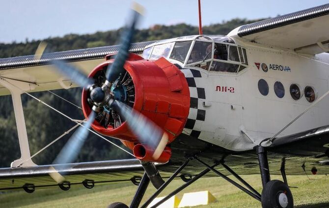 Beginn Hahnweide Oldtimer-Fliegertreffen