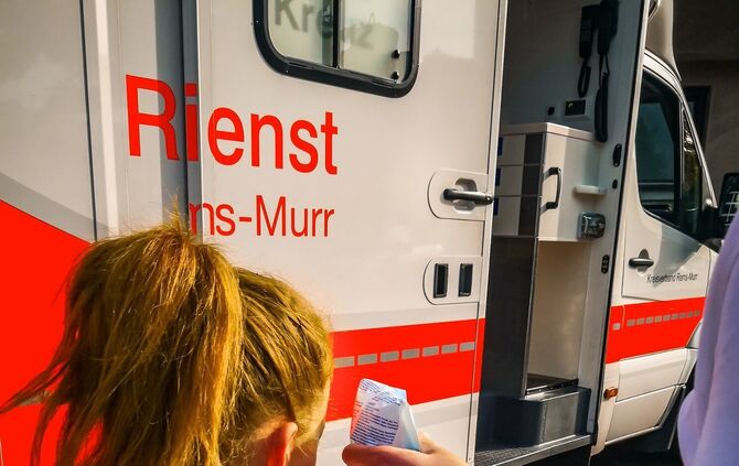 Symbolbild,_Stephan_Springl_-_DRK_Rems-Murr_0