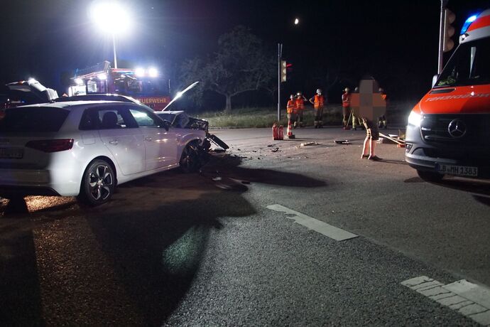 Remseck: Schwerer Verkehrsunfall mit einer verletzten Person