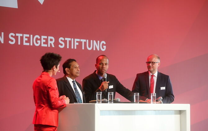 Die Björn-Steiger-Stiftung feiert ihr 50-jähriges Bestehen.  - Bild 67_17