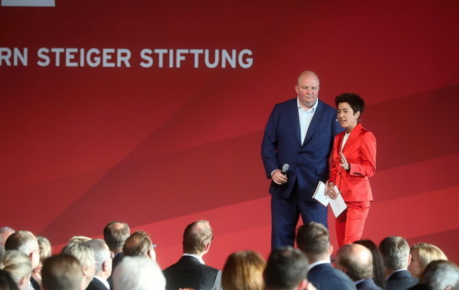 Die Björn-Steiger-Stiftung feiert ihr 50-jähriges Bestehen.  - Bild 61_22