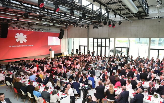 Die Björn-Steiger-Stiftung feiert ihr 50-jähriges Bestehen.  - Bild 35_46