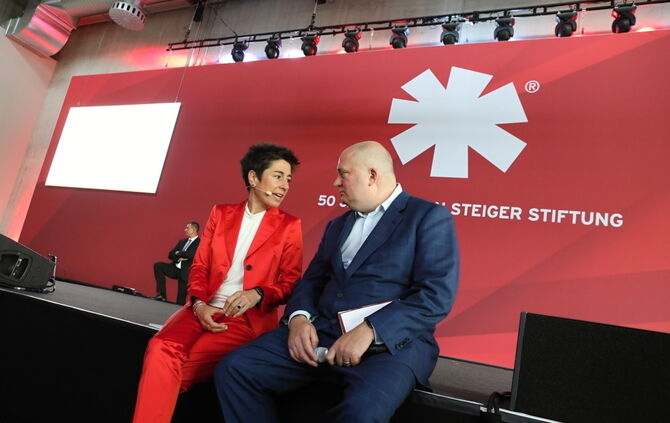Die Björn-Steiger-Stiftung feiert ihr 50-jähriges Bestehen.  - Bild 20_61
