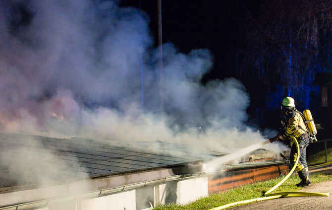 Brand beim SV Unterweissach - Bild 17_19