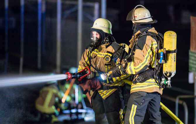 Brand beim SV Unterweissach - Bild 19_21