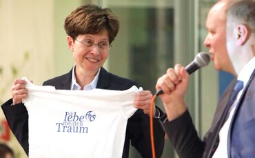 31e47718-ae15-481b-af4b-7baecac85253.jpg_0