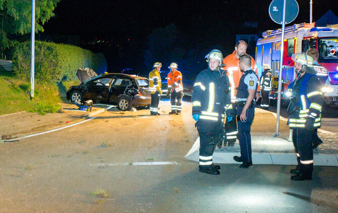 Honda schanzt über Kreisverkehr - Bild 11_11