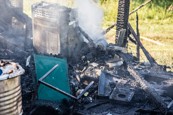 Ein Toter bei Brand einer Gartenhütte, Schorndorf-Schornbach, 01.08.2020.