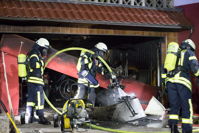 Garagenbrand_Burgstaller Straße, Leutenbach, 02.08.2020.