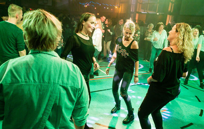 Mega Oldie Party - Bild 11_0