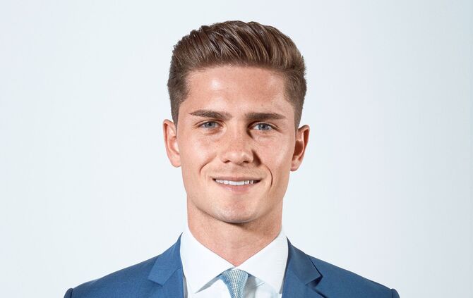 Jan_Consti_komprimiert_0