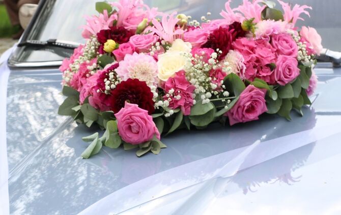 Hochzeit Hochzeitskorso Hochzeitsauto