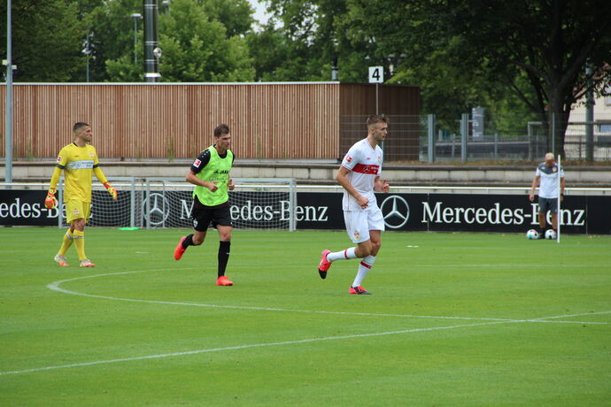Kalajdzic Stenzel Bredlow VfB Training