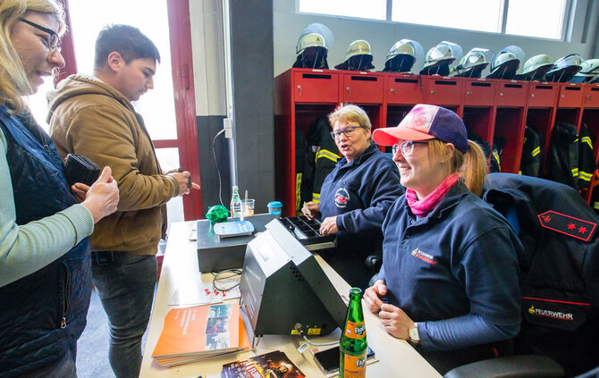 Floriansfest der Feuerwehr - Bild 22_28