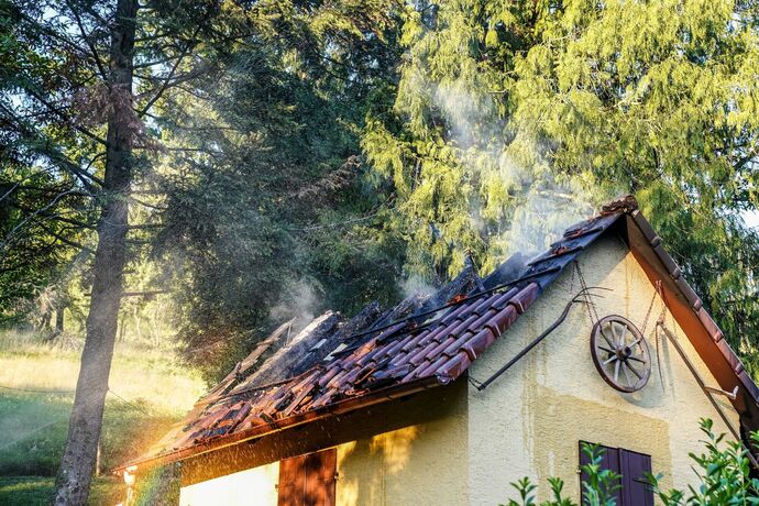 Gartenhütte in Althütte-Sechselberg brennt ab - 15000 Euro Schaden