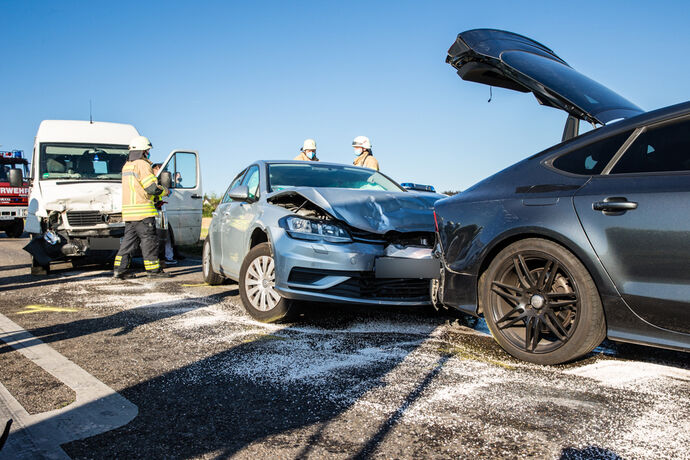 Unfall, Todeskreuzung, Ludwigsburger Str. & L1197, Fellbach-Oeffingen, 06.08.2020.