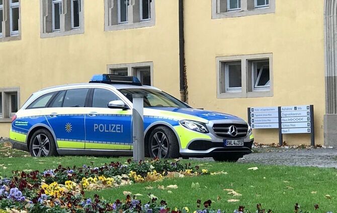 Streifenwagen Polizei ZfP Winnenden Symbolfoto
