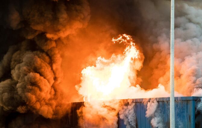 Grossbrand, Lagerhalle, Fellbacher Str., Remshalden-Grunbach, 16.08.2019.