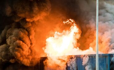 Grossbrand, Lagerhalle, Fellbacher Str., Remshalden-Grunbach, 16.08.2019.