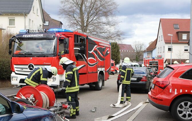 Brand Wäschetrockner Waiblingen Feuerwehr Feuer brennt_1