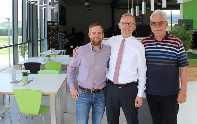 b78fbc4d-6517-499f-a55d-a16b7856e918.jpg_0