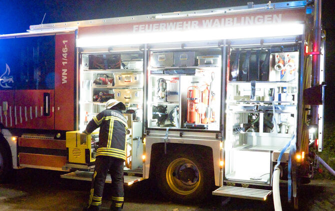 Brand in Waiblinger Wäscherei - Bild 02_15